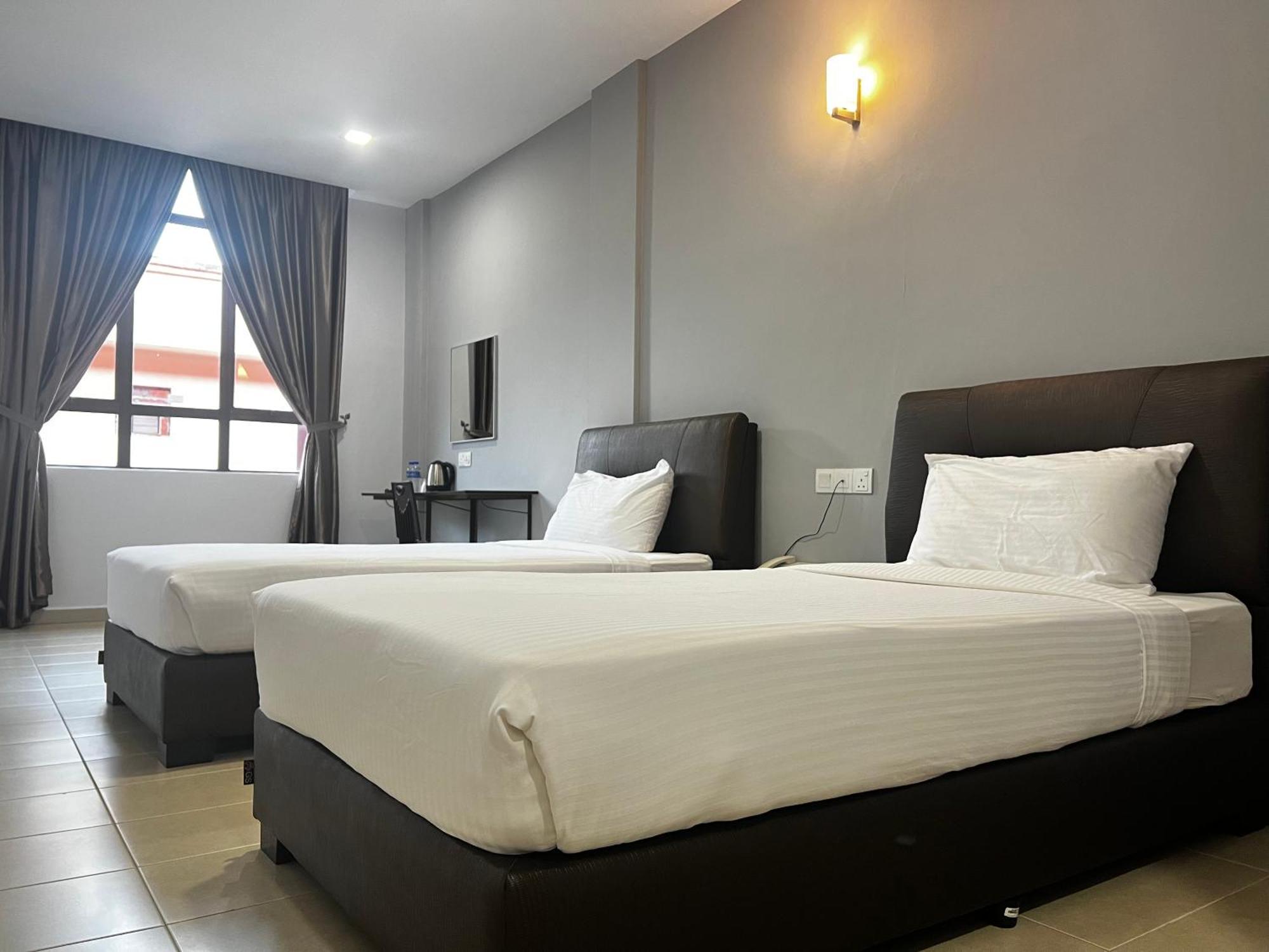 Sin Lien Hotel Kluang Exterior photo